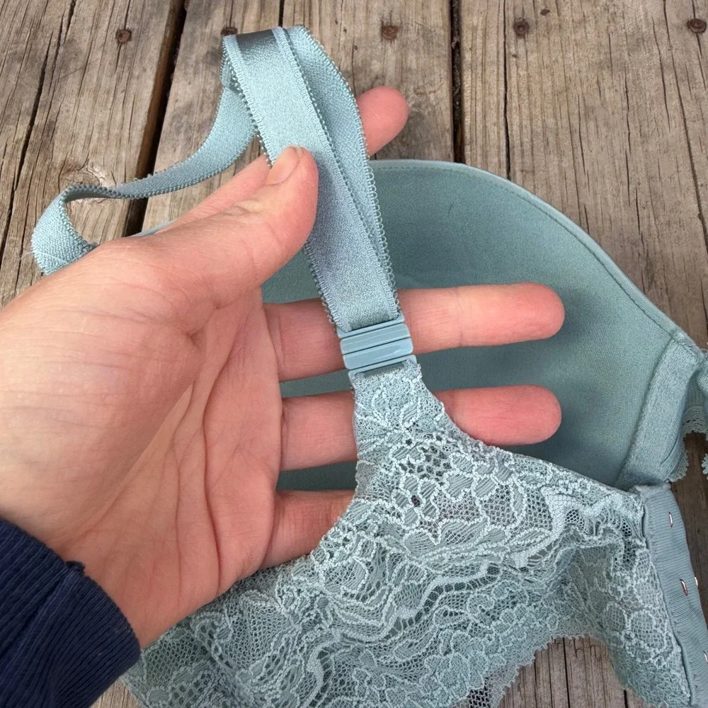 Victoria's Secret Dream Angels Push-Up Bra Womens‎ 38D Sage Green Lace Trim